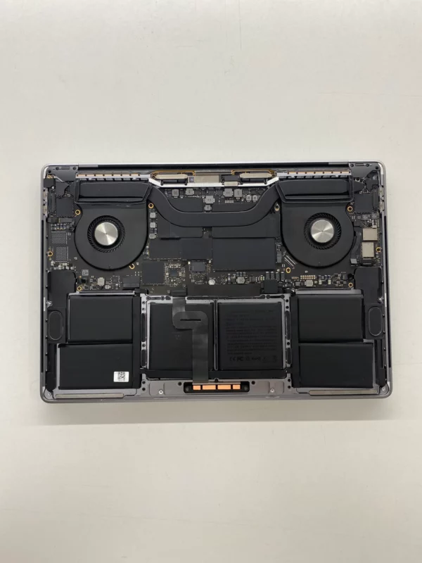 MacBook Pro 16" - 2019 - A2141 - i9 - Imagen 5